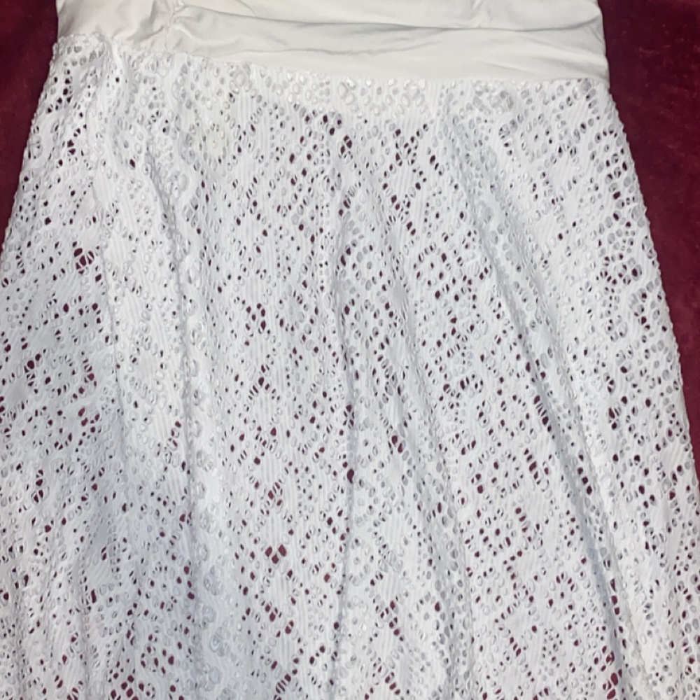 Elegant White Lace Skirt